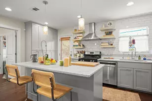 1110 W Oltorf St, Austin, TX 78704 - Photo 1