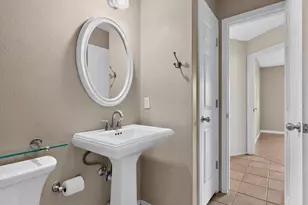 7441 Dallas Dr, Austin, TX 78729 - Photo 18
