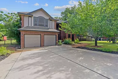 222 Primrose Drive, Kyle, TX 78640 - Photo 2