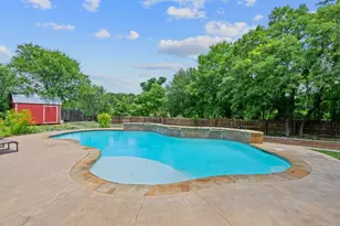 222 Primrose Dr, Kyle, TX 78640 - Photo 6