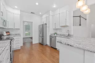 222 Primrose Dr, Kyle, TX 78640 - Photo 10