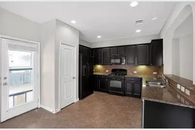 1313 April Meadows Loop, Georgetown, TX 78626 - Photo 8