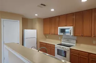 273 Tower Dr, Kyle, TX 78640 - Photo 4