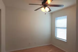 273 Tower Dr, Kyle, TX 78640 - Photo 10