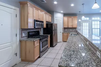 306 E 34th Street #A, Austin, TX 78705 - Photo 4
