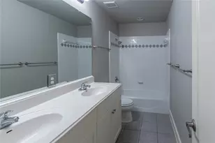 306 E 34th St, Austin, TX 78705 - Photo 18
