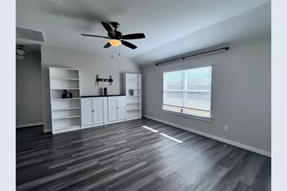 300 Colthorpe Lane, Hutto, TX 78634 - Photo 6