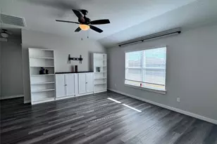 300 Colthorpe Ln, Hutto, TX 78634 - Photo 6