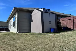 300 Colthorpe Ln, Hutto, TX 78634 - Photo 36