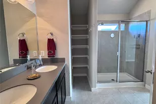 300 Colthorpe Ln, Hutto, TX 78634 - Photo 18