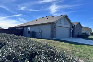 300 Colthorpe Ln, Hutto, TX 78634 - Photo 1