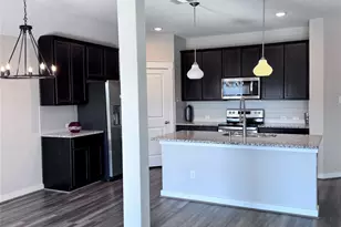 300 Colthorpe Ln, Hutto, TX 78634 - Photo 16