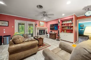 606 E Liberty Ave, Round Rock, TX 78664 - Photo 6