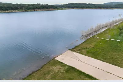 207 Cove Creek Drive, Spicewood, TX 78669 - Photo 38