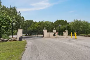 207 Cove Creek Dr, Spicewood, TX 78669 - Photo 32