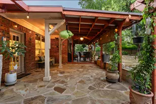 207 Cove Creek Dr, Spicewood, TX 78669 - Photo 26