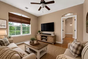 207 Cove Creek Dr, Spicewood, TX 78669 - Photo 8