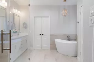 10019 Estancia Ln, Austin, TX 78739 - Photo 6