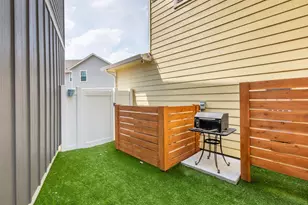 7801 Frida Bend, Austin, TX 78744 - Photo 20