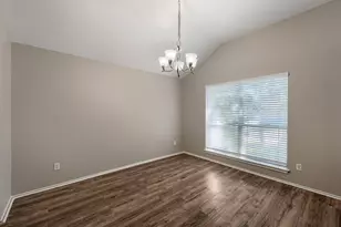 9305 Pioneer Forest Dr, Austin, TX 78744 - Photo 2