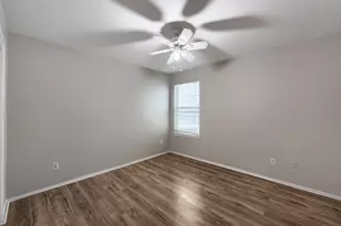 9305 Pioneer Forest Dr, Austin, TX 78744 - Photo 14
