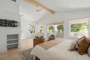 905 E 2nd St, Austin, TX 78702 - Photo 4