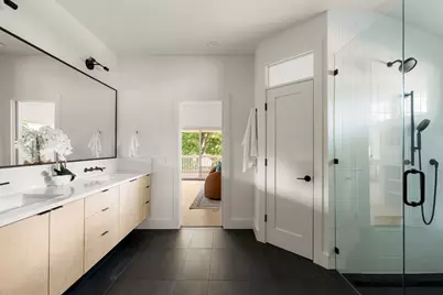 905 E 2nd Street, Austin, TX 78702 - Photo 26