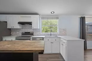 140 Creedmore Dr, Liberty Hill, TX 78642 - Photo 10