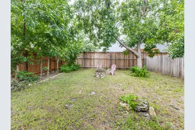 423 S Main Street, Lockhart, TX 78644 - Photo 18