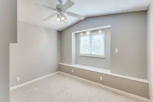 423 S Main St, Lockhart, TX 78644 - Photo 14