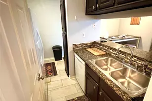 3001 Cedar St, Austin, TX 78705 - Photo 8