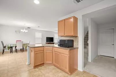 11104 Helms Deep Drive, Austin, TX 78754 - Photo 8