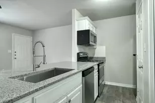 107 Castleberry Ct, Bertram, TX 78605 - Photo 8