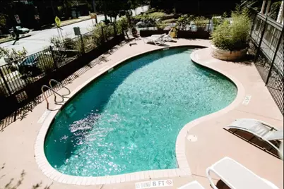 1510 6th Street W #110, Austin, TX 78703 - Photo 18