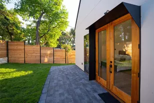 2001 Forest Trail, Austin, TX 78703 - Photo 10