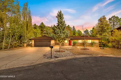 1024 E Hillcrest Drive, Flagstaff, AZ 86004 - Photo 1