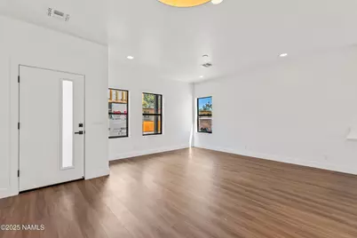 302 W Oak Avenue #3, Flagstaff, AZ 86001 - Photo 6