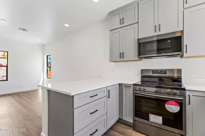 302 W Oak Avenue #3, Flagstaff, AZ 86001 - Photo 2