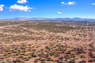 8755 Hawkeye Cir, Williams, AZ 86046 - Photo 1