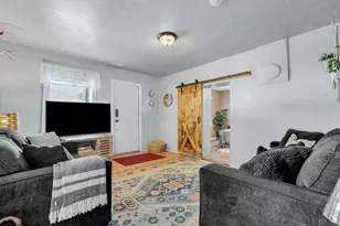 411 S 6th St, Williams, AZ 86046 - Photo 6