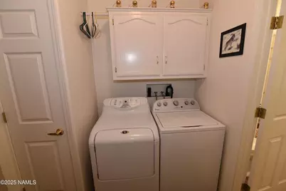 26360 W Solano Drive, Seligman, AZ 86337 - Photo 16