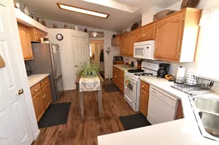 26360 W Solano Dr, Seligman, AZ 86337 - Photo 14