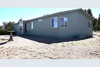 26360 W Solano Drive, Seligman, AZ 86337 - Photo 6