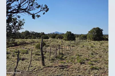 9087 Hawkeye Circle, Williams, AZ 86046 - Photo 1
