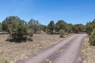 7596 N Buck Ridge Rd, Williams, AZ 86046 - Photo 10
