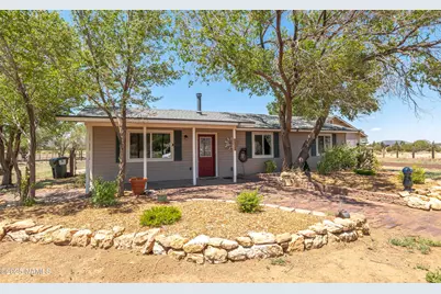 12355 Comstock Drive, Flagstaff, AZ 86004 - Photo 2