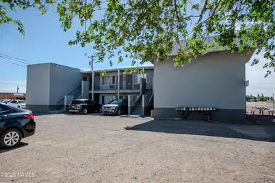 1221 E 3rd Street, Winslow, AZ 86047 - Photo 12
