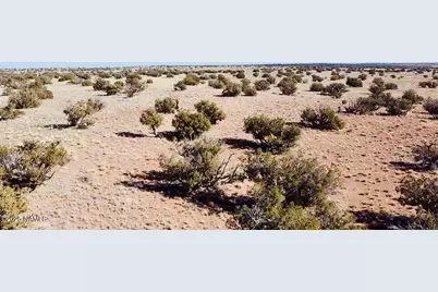 2156 Arapaho Run #186, Winslow, AZ 86047 - Photo 2