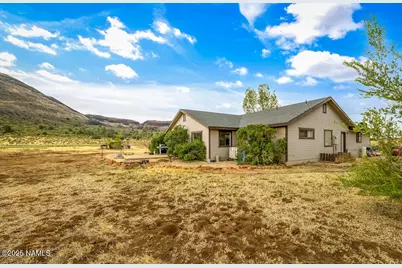 6162 Meadows Lane, Flagstaff, AZ 86004 - Photo 1