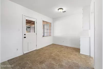 501 N Taylor Avenue, Winslow, AZ 86047 - Photo 22